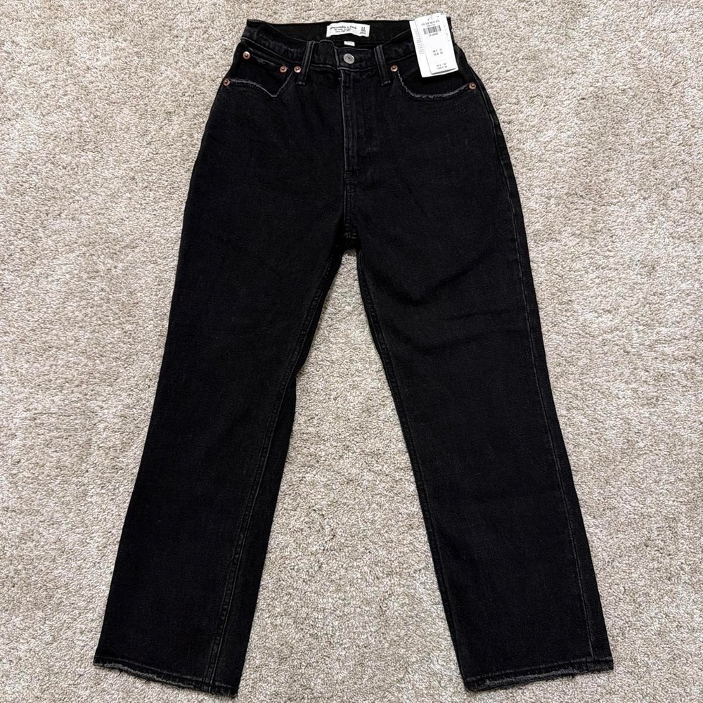 NWT Abercrombie & Fitch Ankle Straight Ultra High Rise Jeans | Black | 24 Short